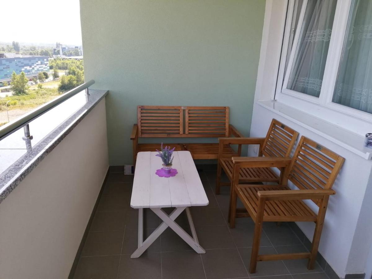 זאגרב Lanterna Apartment - Free Parking In Garage מראה חיצוני תמונה